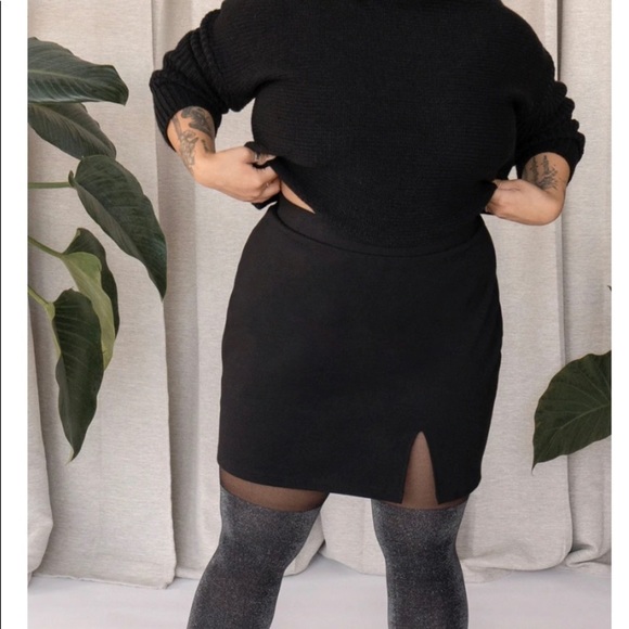 Rachel Dresses & Skirts - Eco mini skirt with slit